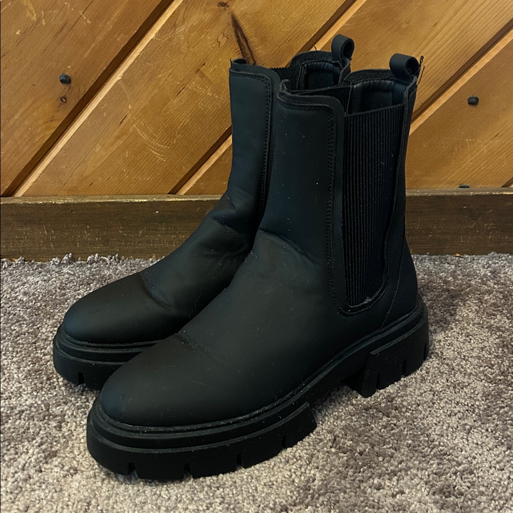 Schuh Black Amaya Split Sole Chunky Chelsea Boots — image 6 of 8